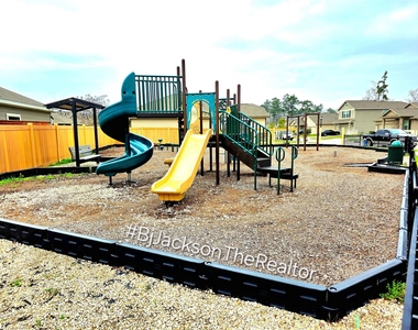 7638 Nevaeh Crest Path - Photo Thumbnail 48