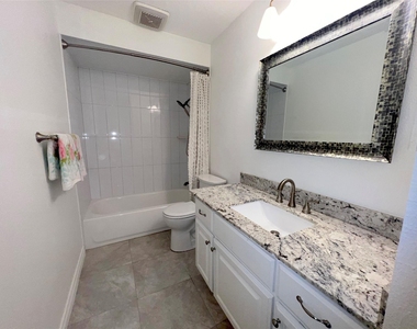 2425 Underwood Street - Photo Thumbnail 10
