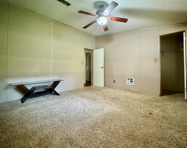 914 County Road 4882 S - Photo Thumbnail 11