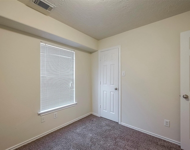 14330 Fairbuff Lane - Photo Thumbnail 9