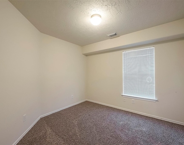 14330 Fairbuff Lane - Photo Thumbnail 11
