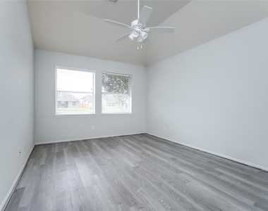 3931 Medici Court - Photo Thumbnail 33