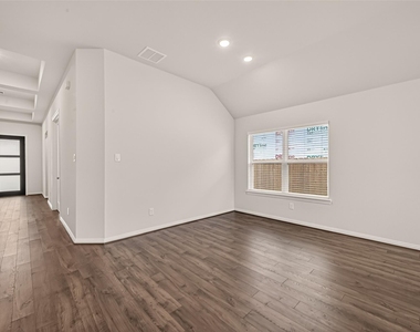 6123 Severson Lake Court - Photo Thumbnail 8