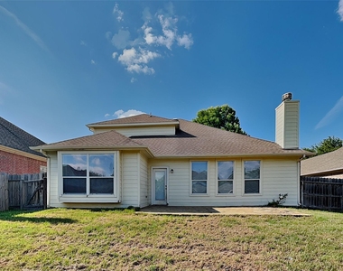 30622 N Sulphur Creek Drive - Photo Thumbnail 19