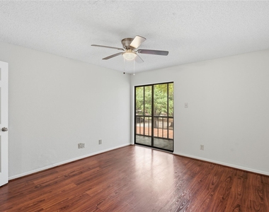 10110 Forum West Dr - Photo Thumbnail 11