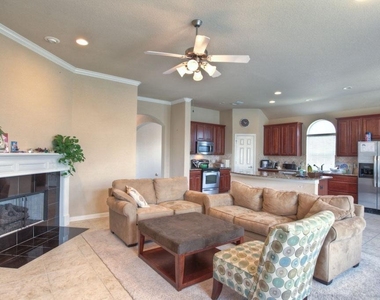 10 Tillamook Court - Photo Thumbnail 1
