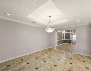 5147 Beechnut Street - Photo Thumbnail 9