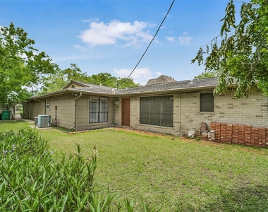 5147 Beechnut Street - Photo Thumbnail 25