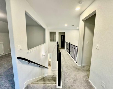 10503 Shining Dawn Way - Photo Thumbnail 19