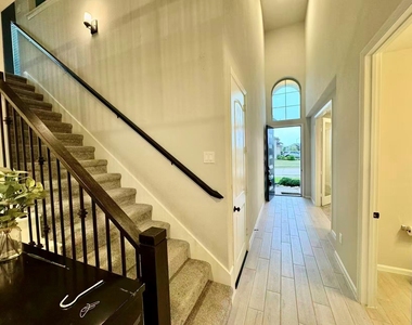 10503 Shining Dawn Way - Photo Thumbnail 5
