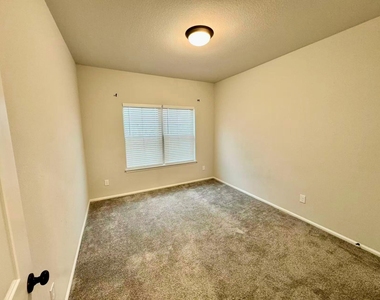 10503 Shining Dawn Way - Photo Thumbnail 24