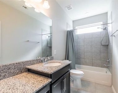 3108 Roseland Terrace Lane - Photo Thumbnail 9