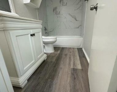 9202 Campbell Road - Photo Thumbnail 15