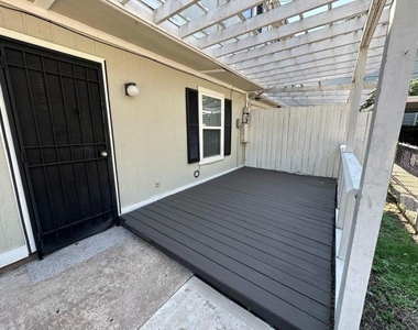 9202 Campbell Road - Photo Thumbnail 1