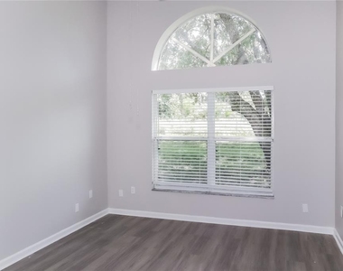 2544 Meadow Oaks Loop - Photo Thumbnail 1