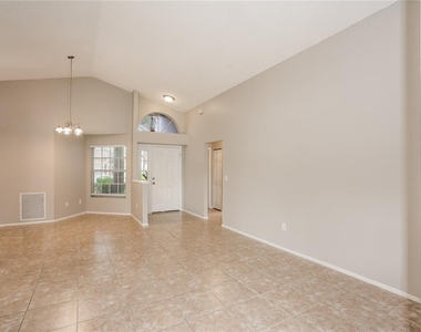 11015 Peking Place - Photo Thumbnail 2