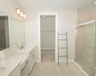 4605 Rosatti Road - Photo Thumbnail 5