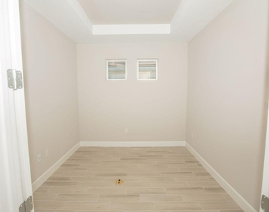 4605 Rosatti Road - Photo Thumbnail 16