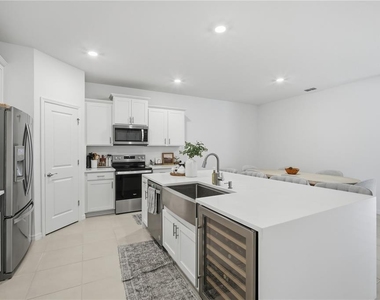 32305 Lexington Street - Photo Thumbnail 10