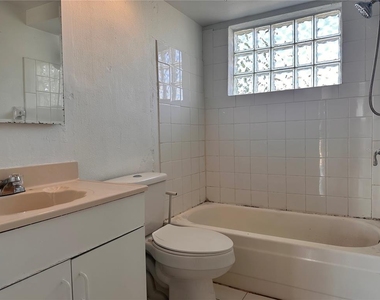 3215 Bright Drive - Photo Thumbnail 10