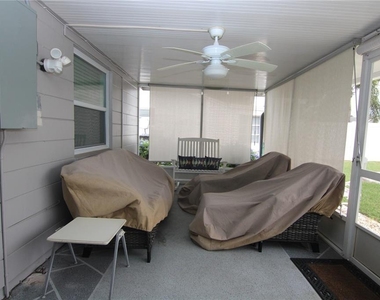 810 Oakmont Avenue - Photo Thumbnail 16