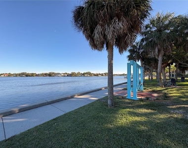 5519 Commonwealth Avenue N - Photo Thumbnail 16