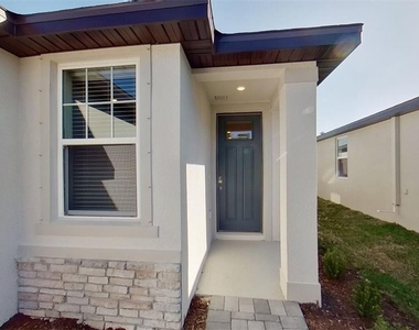 140 Holly Bank Avenue - Photo Thumbnail 3