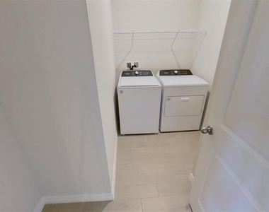 140 Holly Bank Avenue - Photo Thumbnail 28