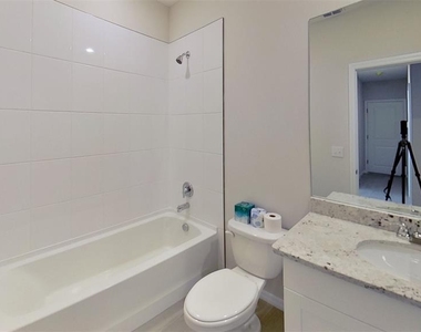 140 Holly Bank Avenue - Photo Thumbnail 27