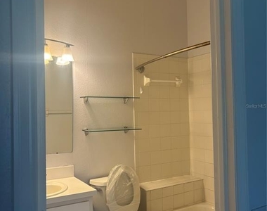 6308 Bayside Key Drive - Photo Thumbnail 19