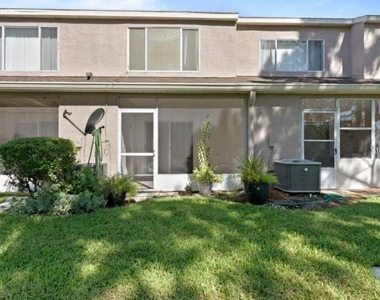 6308 Bayside Key Drive - Photo Thumbnail 7