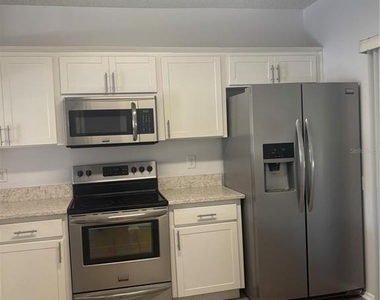 6308 Bayside Key Drive - Photo Thumbnail 9