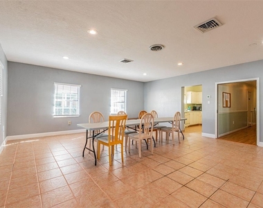 6960 20th Avenue N - Photo Thumbnail 68