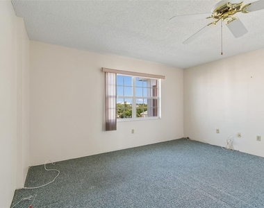 6960 20th Avenue N - Photo Thumbnail 28