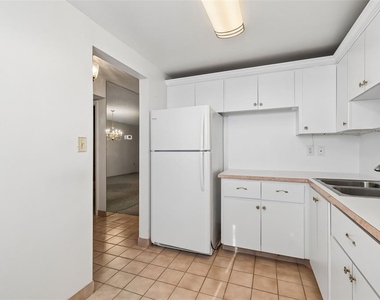 6960 20th Avenue N - Photo Thumbnail 26