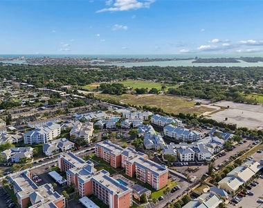 6960 20th Avenue N - Photo Thumbnail 60