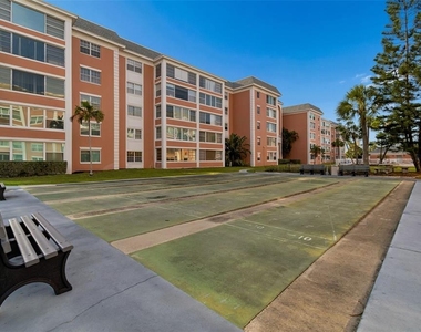 6960 20th Avenue N - Photo Thumbnail 51