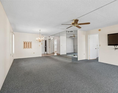 6960 20th Avenue N - Photo Thumbnail 16