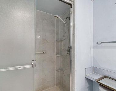 6960 20th Avenue N - Photo Thumbnail 33