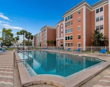 6960 20th Avenue N - Photo Thumbnail 48
