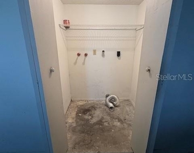 1839 Bough Avenue - Photo Thumbnail 5
