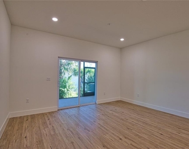 289 Boundary Boulevard - Photo Thumbnail 31