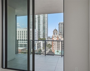 275 1st Avenue S - Photo Thumbnail 62