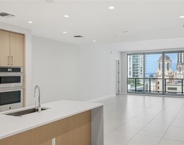 275 1st Avenue S - Photo Thumbnail 53