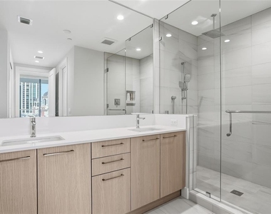 275 1st Avenue S - Photo Thumbnail 64