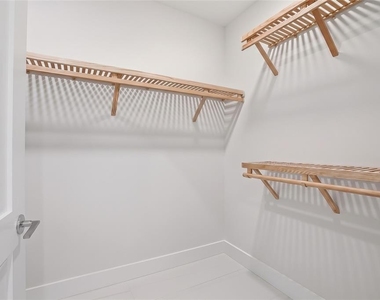 275 1st Avenue S - Photo Thumbnail 67
