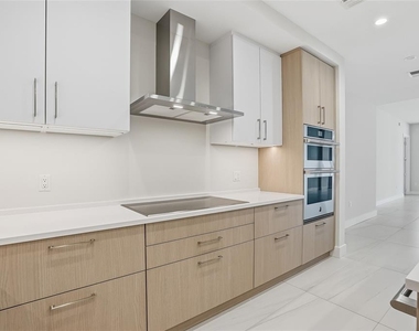 275 1st Avenue S - Photo Thumbnail 51