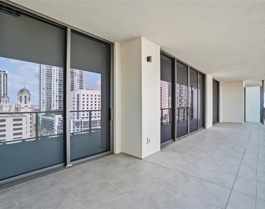 275 1st Avenue S - Photo Thumbnail 57