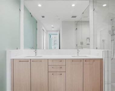 275 1st Avenue S - Photo Thumbnail 65