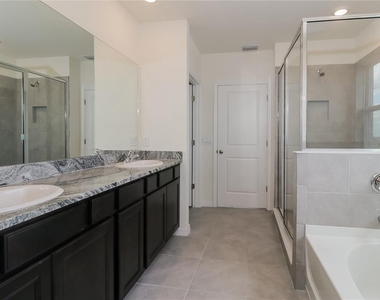 10832 Charlotte Drive - Photo Thumbnail 5